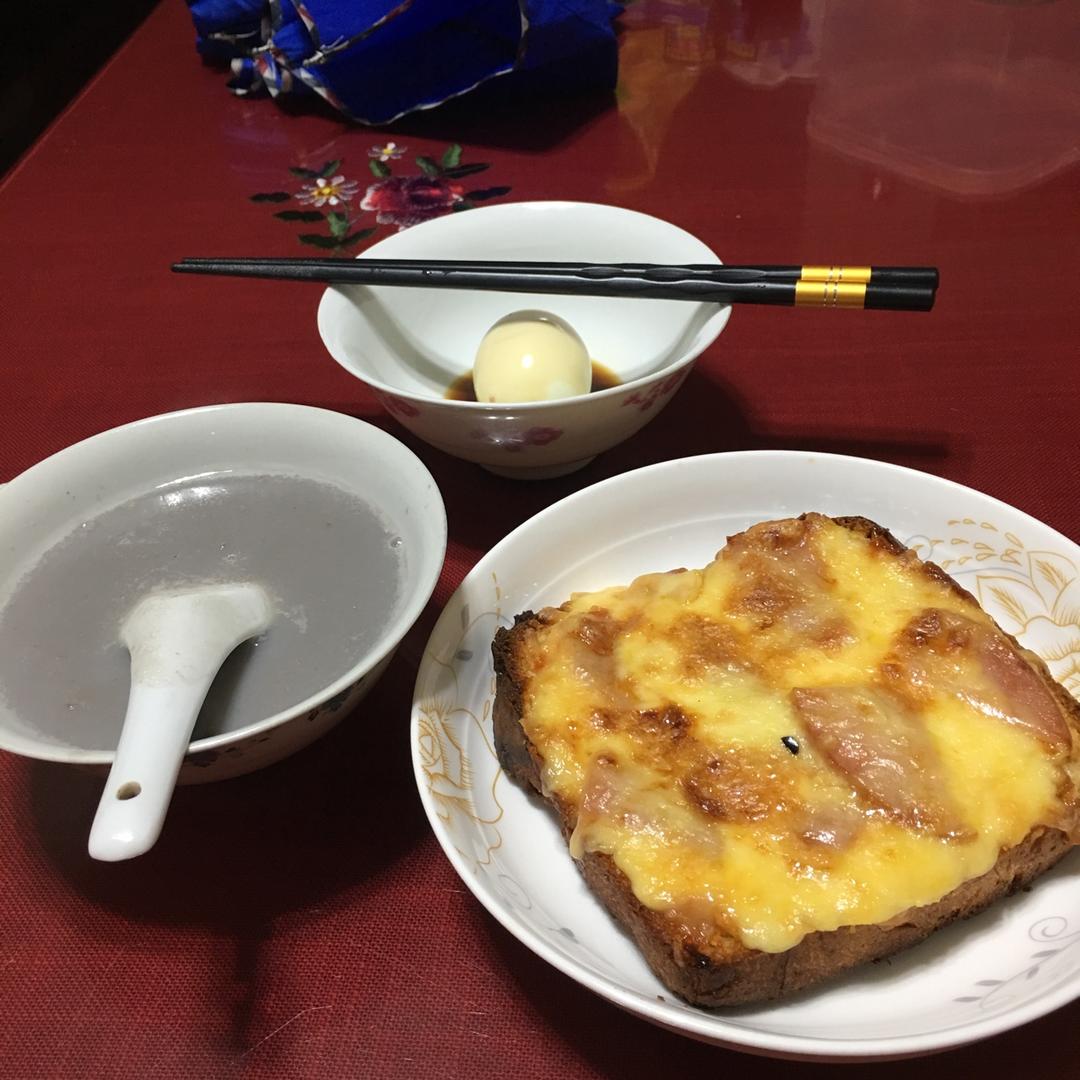 吐司培根小批萨