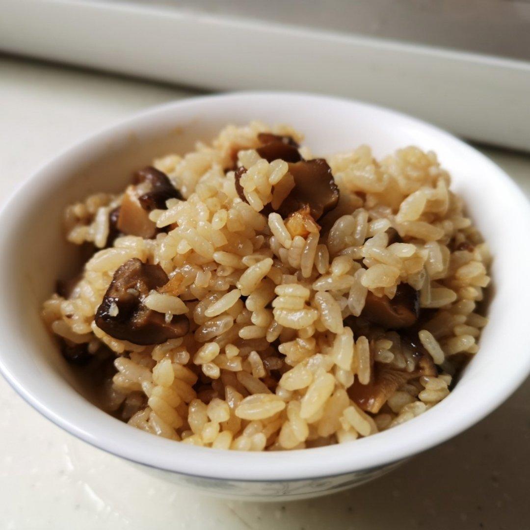 香菇油饭