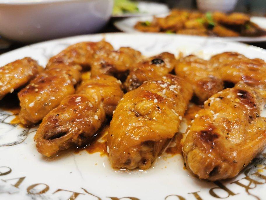 麦秋食光🔆蜜汁鸡翅