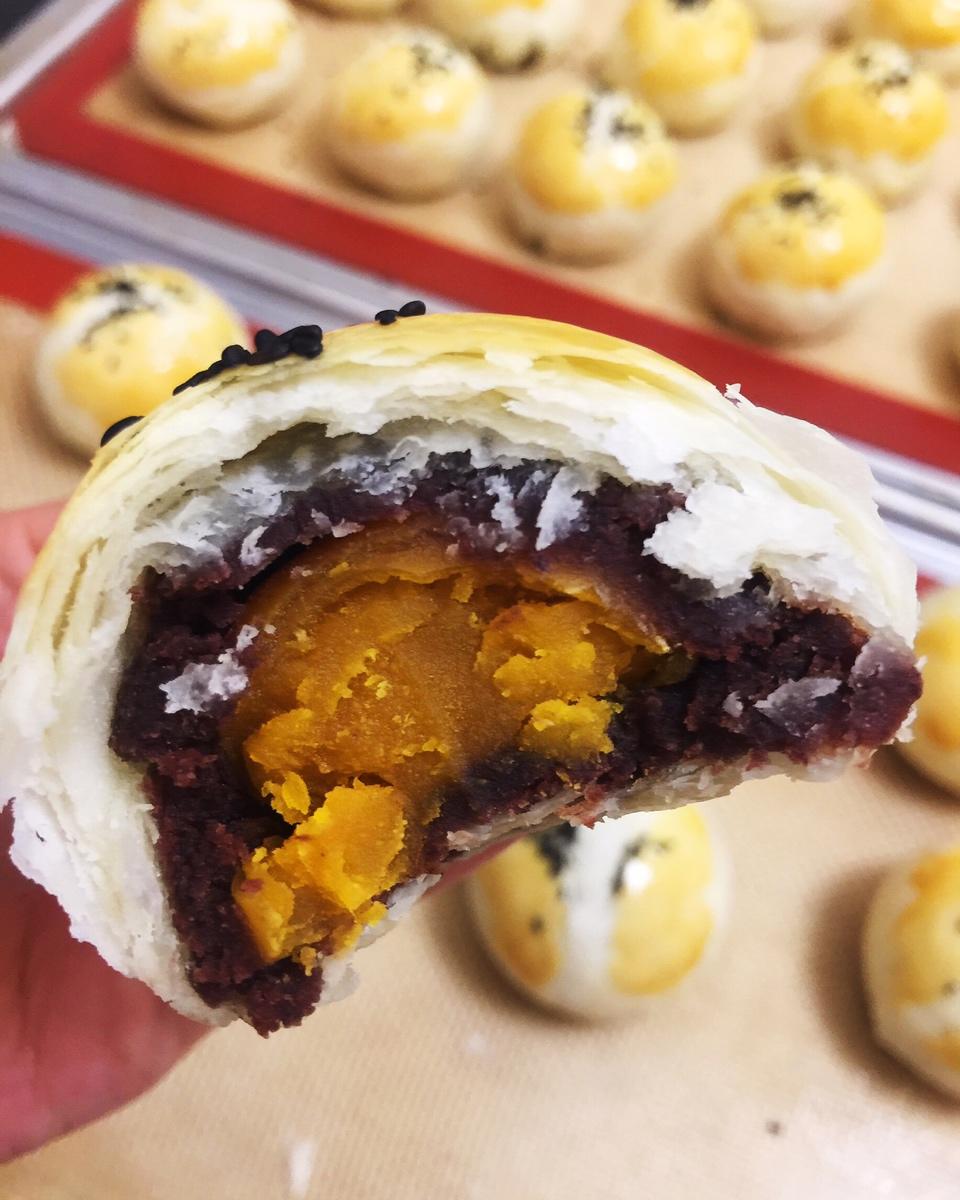 蛋黄酥，手工蛋黄酥