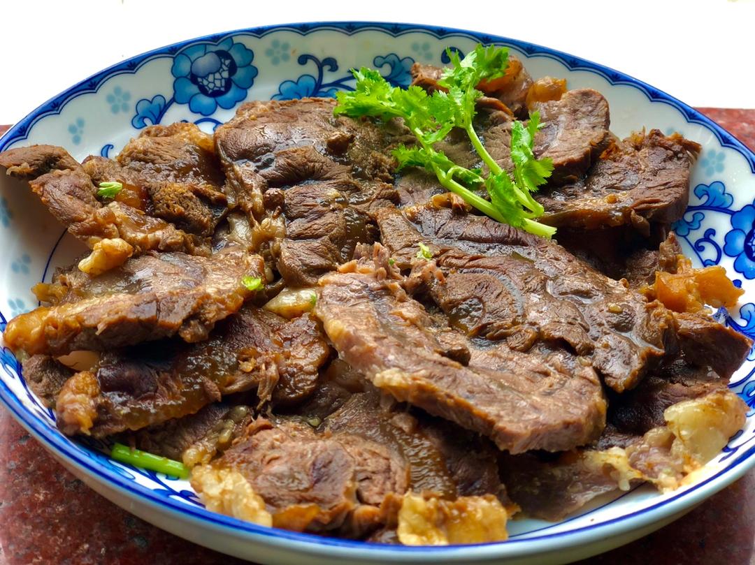 陈大卫做的卤牛金钱腱