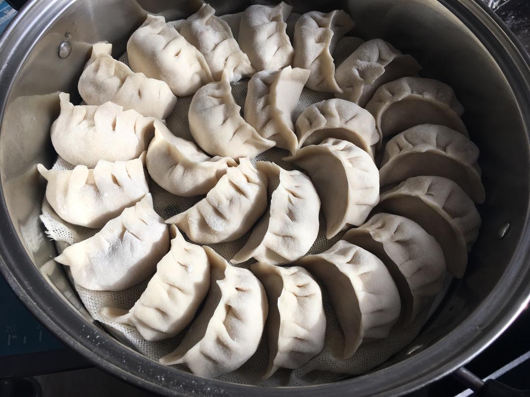 萝卜肉烫面蒸饺