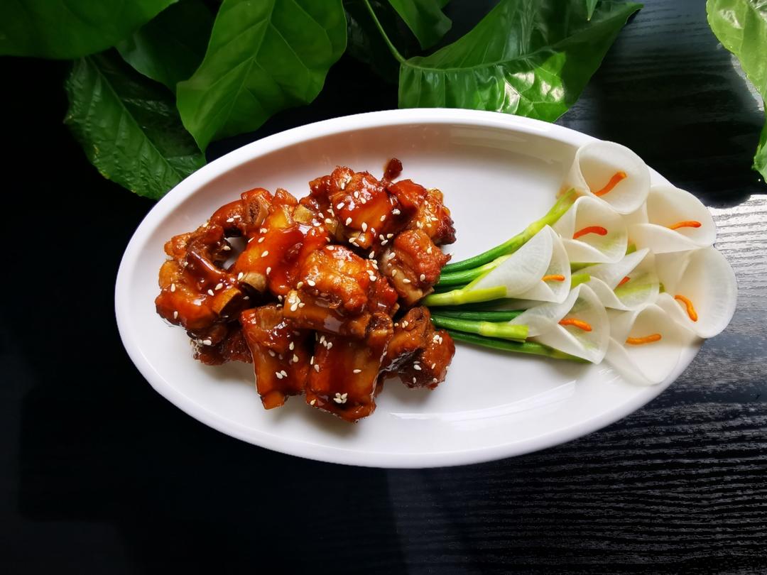 马蹄莲‖糖醋排骨的做法