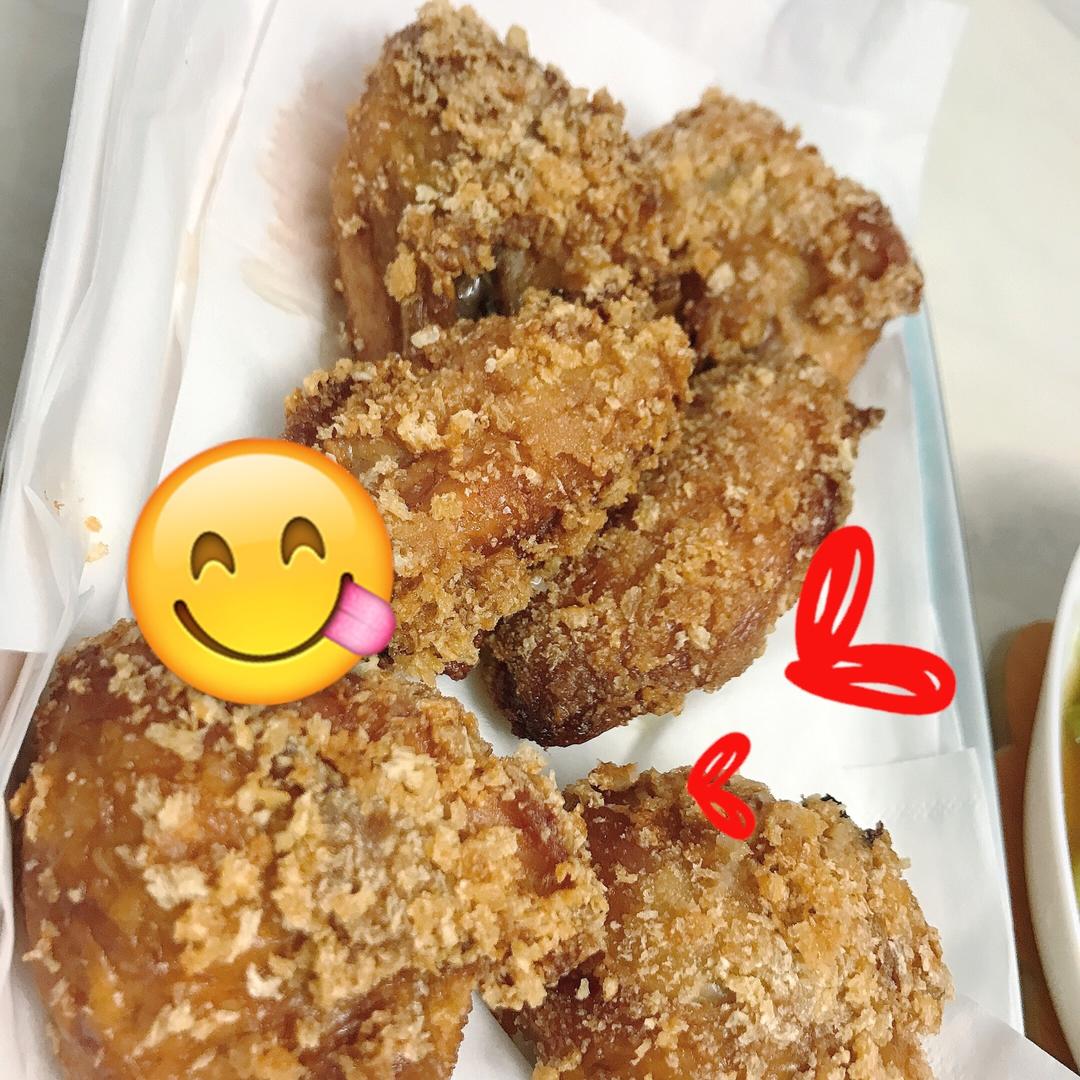 面包糠炸鸡腿