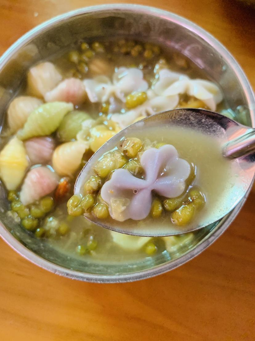 蝴蝶面，海螺面绿豆汤