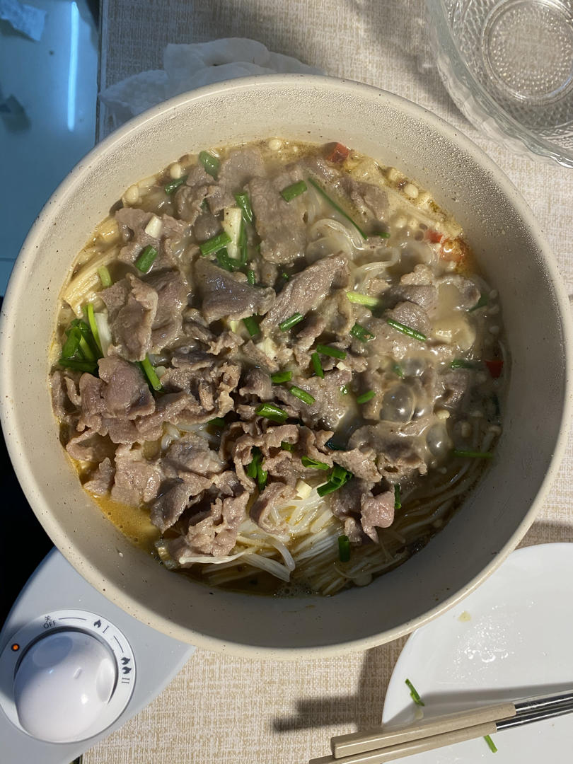 沙茶牛肉粉丝煲