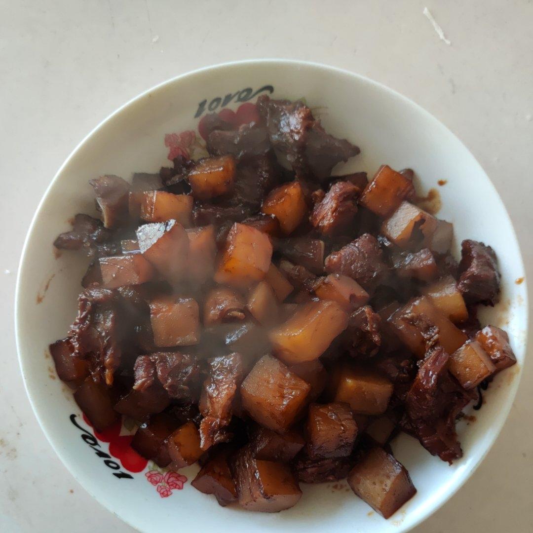 萝卜炖牛肋条