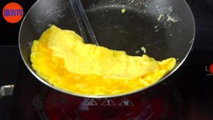 金牛座美食：网红爆浆蛋包饭的做法 步骤8