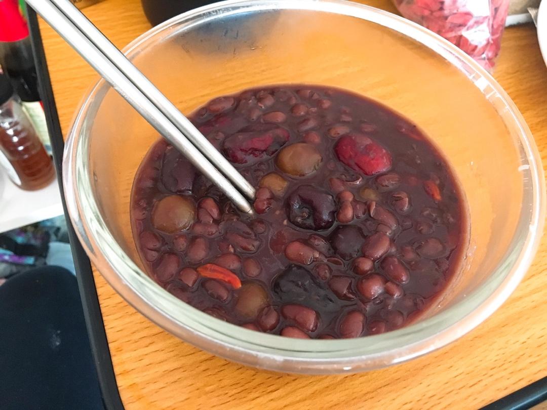 补气养血红豆粥