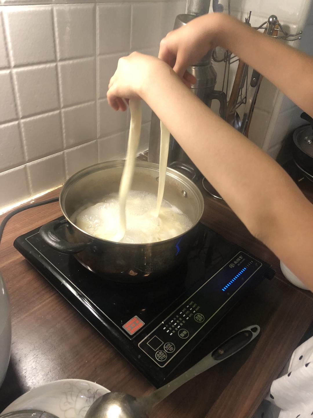 纯奶手撕吐司的做法 步骤1