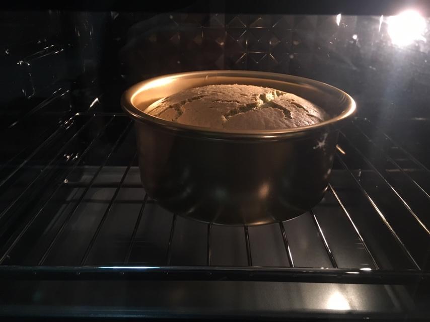 抹茶戚风蛋糕