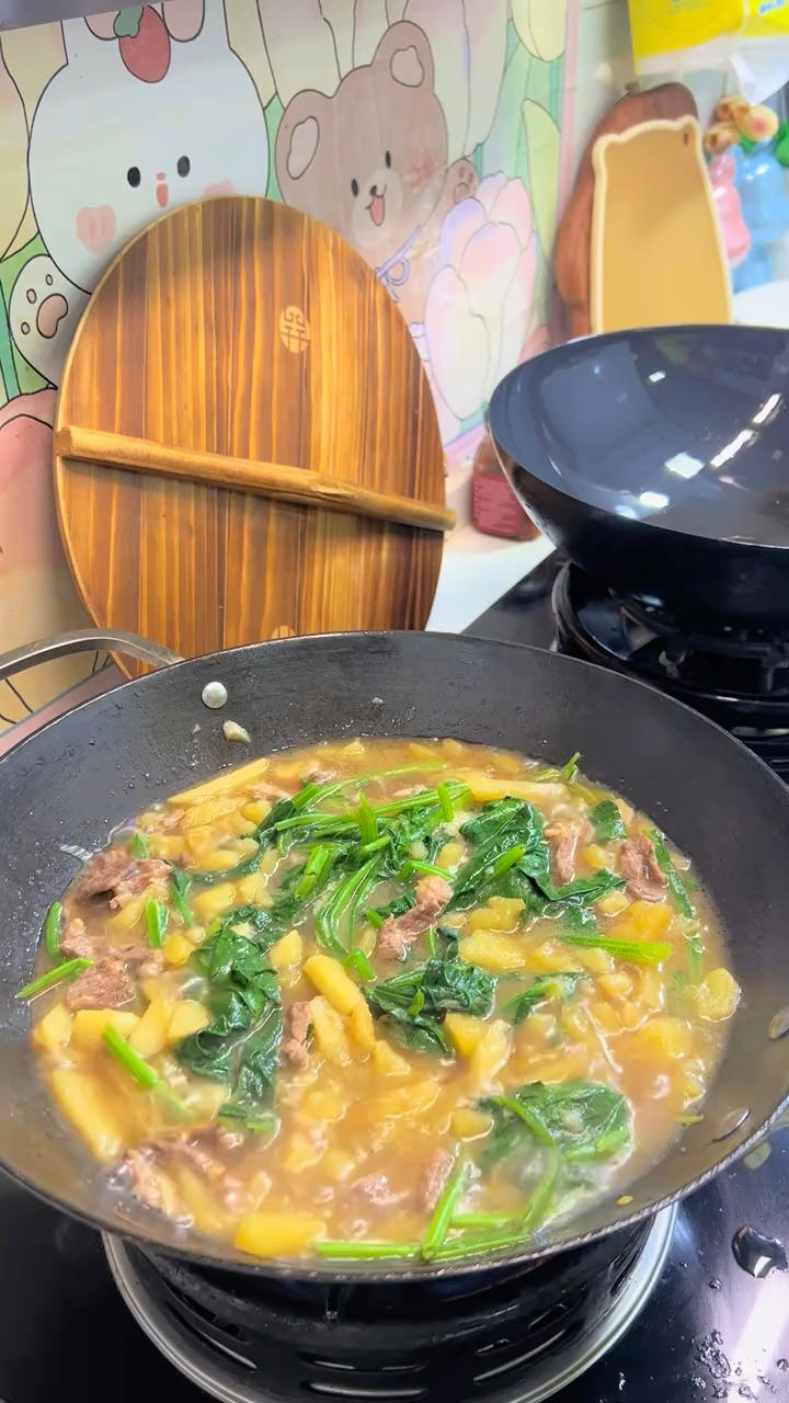 菠菜土豆汤