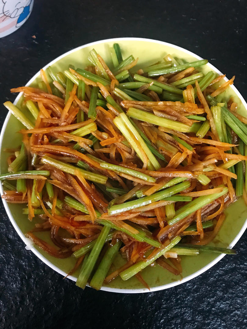 芹菜炒土豆丝