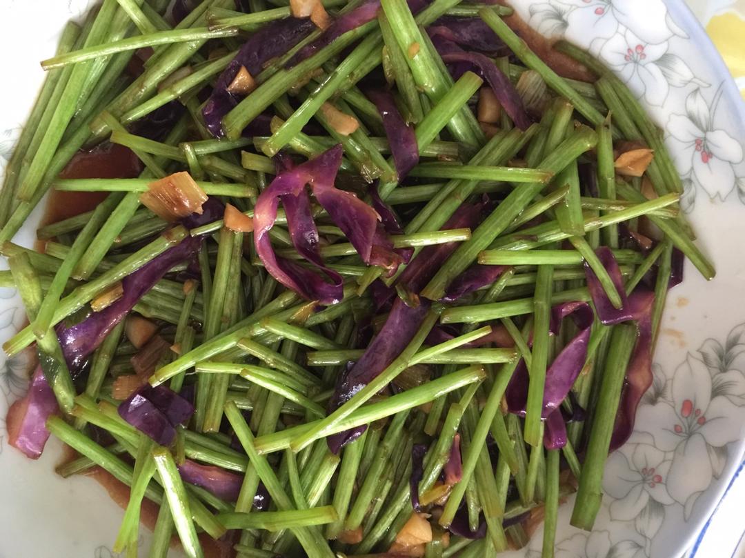 超简单清炒蒜香芦蒿