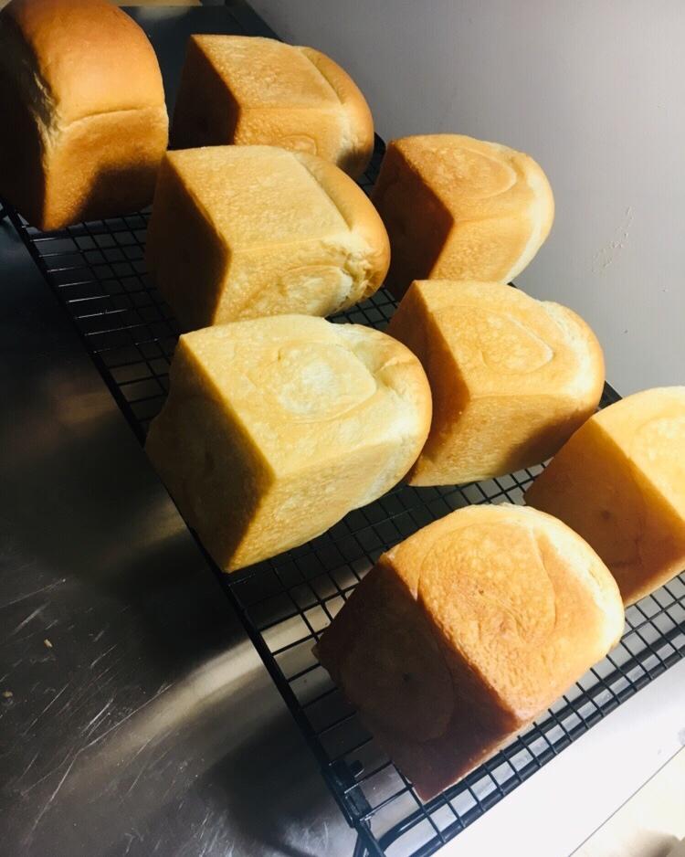 奶油蜜豆小吐司