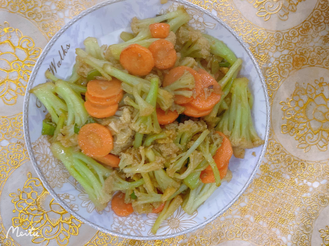 家常素炒菜花，清脆！