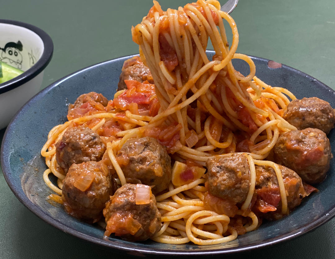 红酱肉丸意大利面