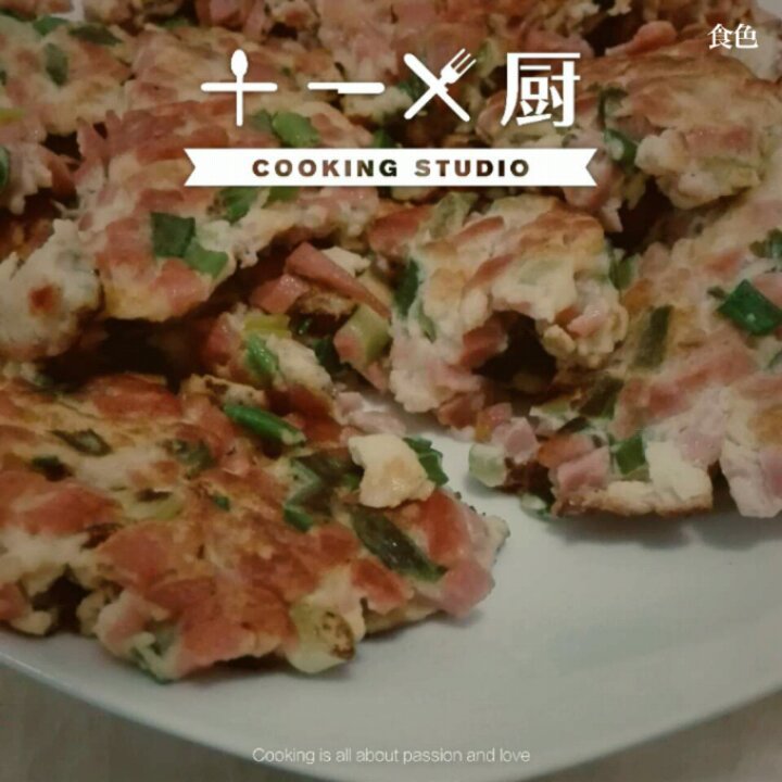 火腿肠葱花鸡蛋饼