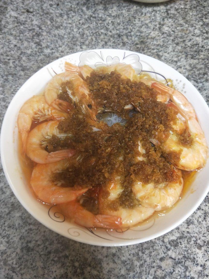 虾最美味的吃法必须是这个——蒜蓉蒸虾（多动图，孔瑶的食谱）