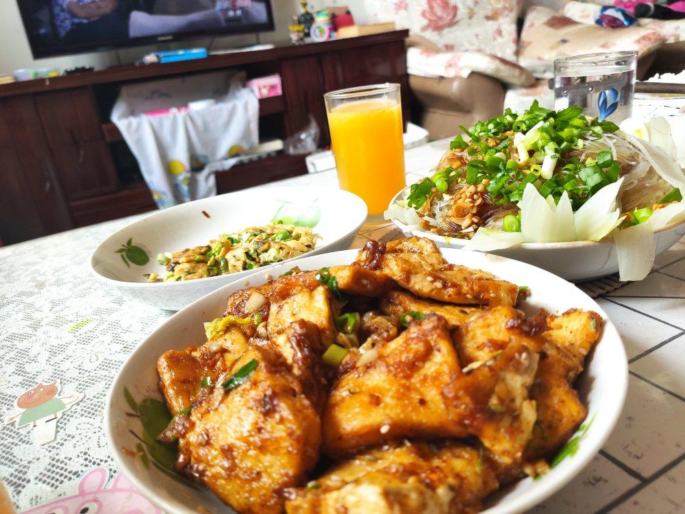 完胜路边摊：香煎孜然豆腐