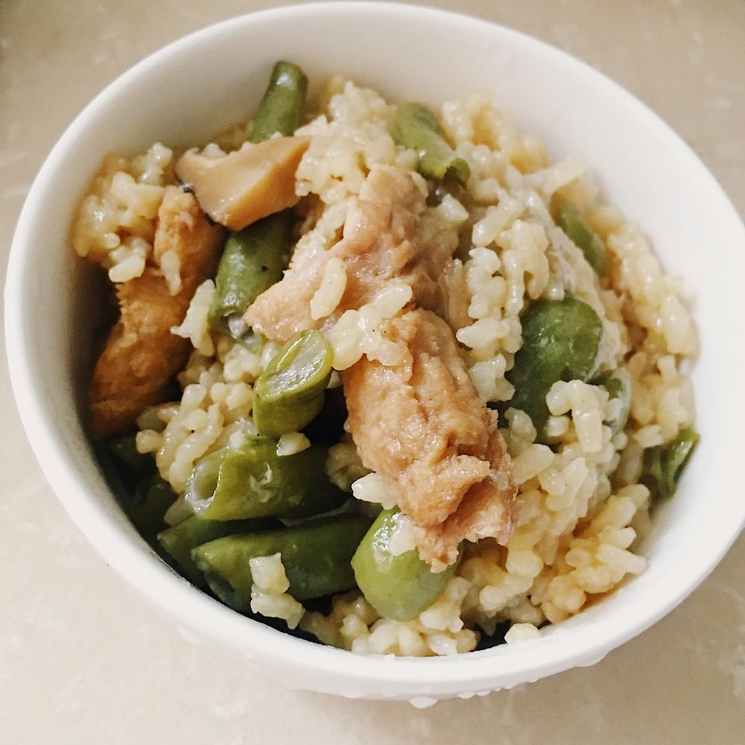 喷香排骨焖饭（爆好吃）
