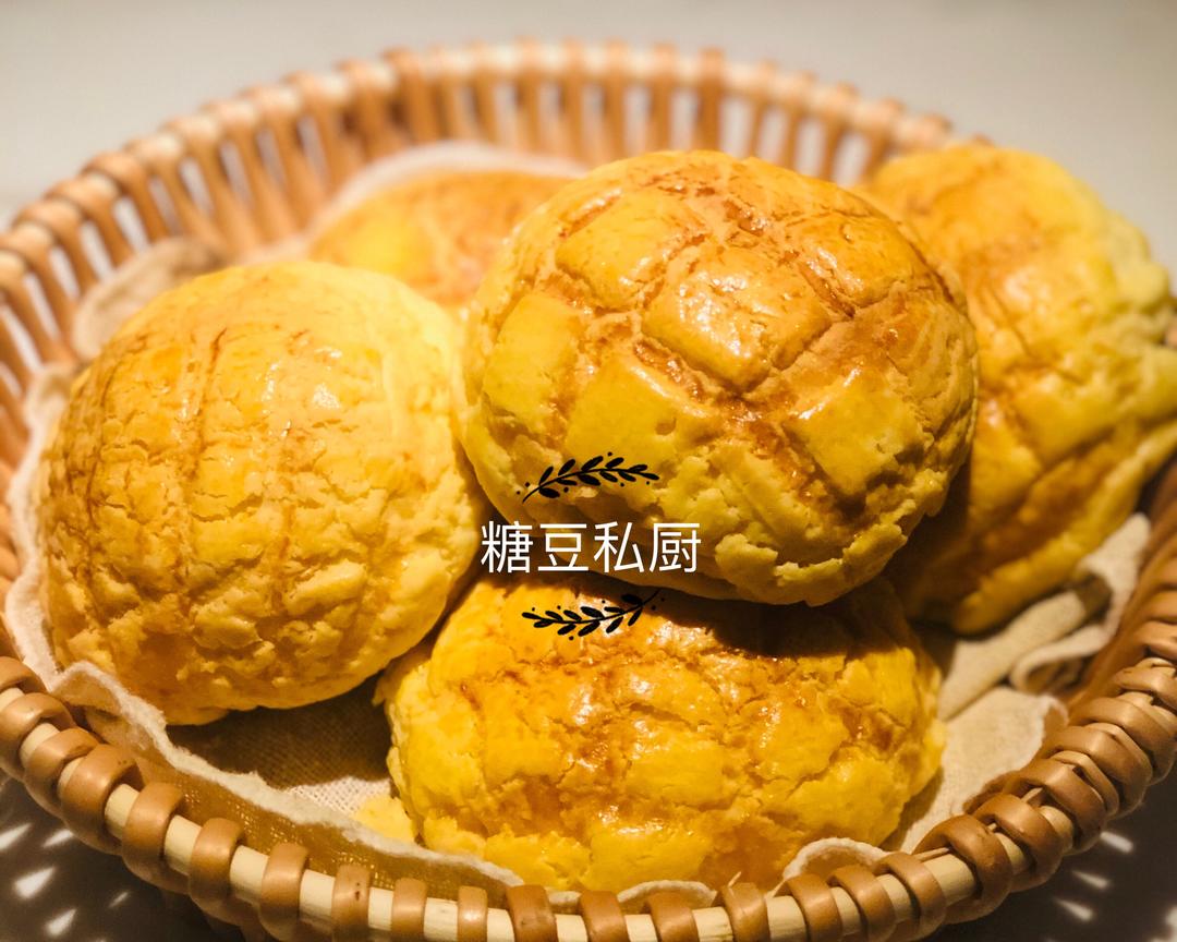 港式酥皮菠萝包