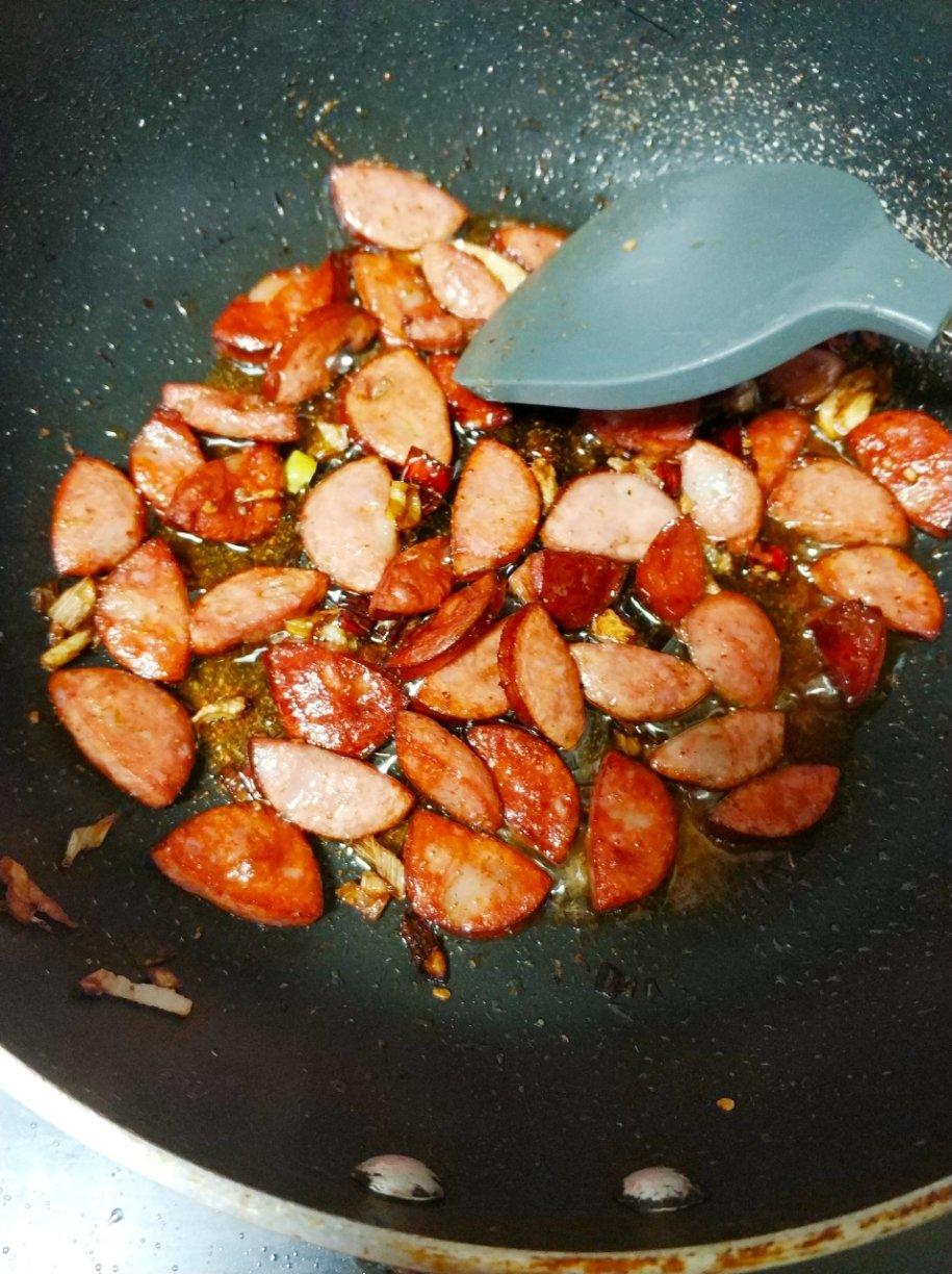 苿尛馫做的孜然炒香肠