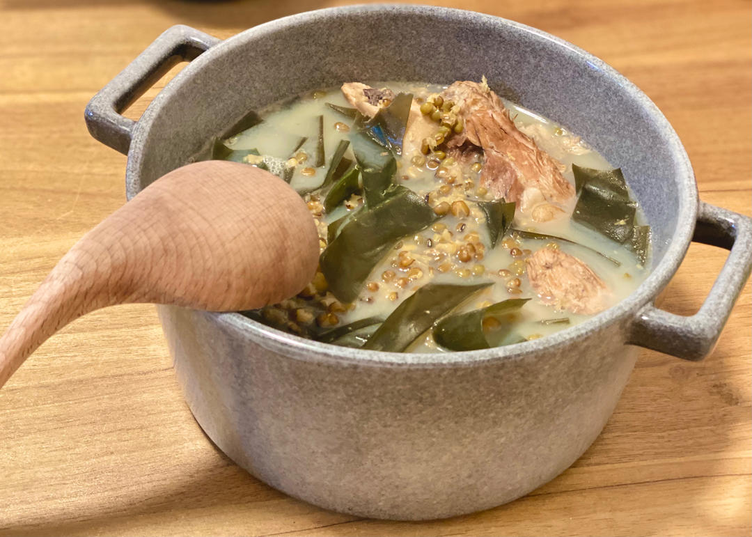 绿豆海带排骨汤