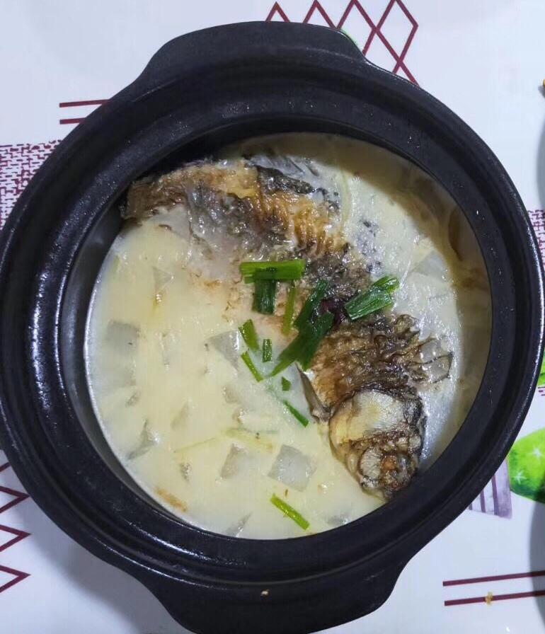 鲫鱼汤