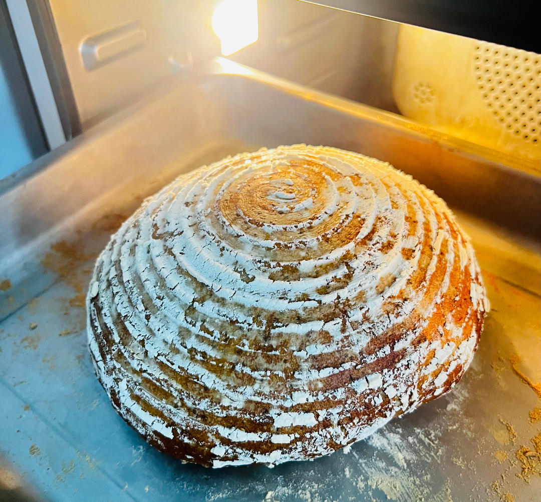 全麦亚麻籽免揉欧包