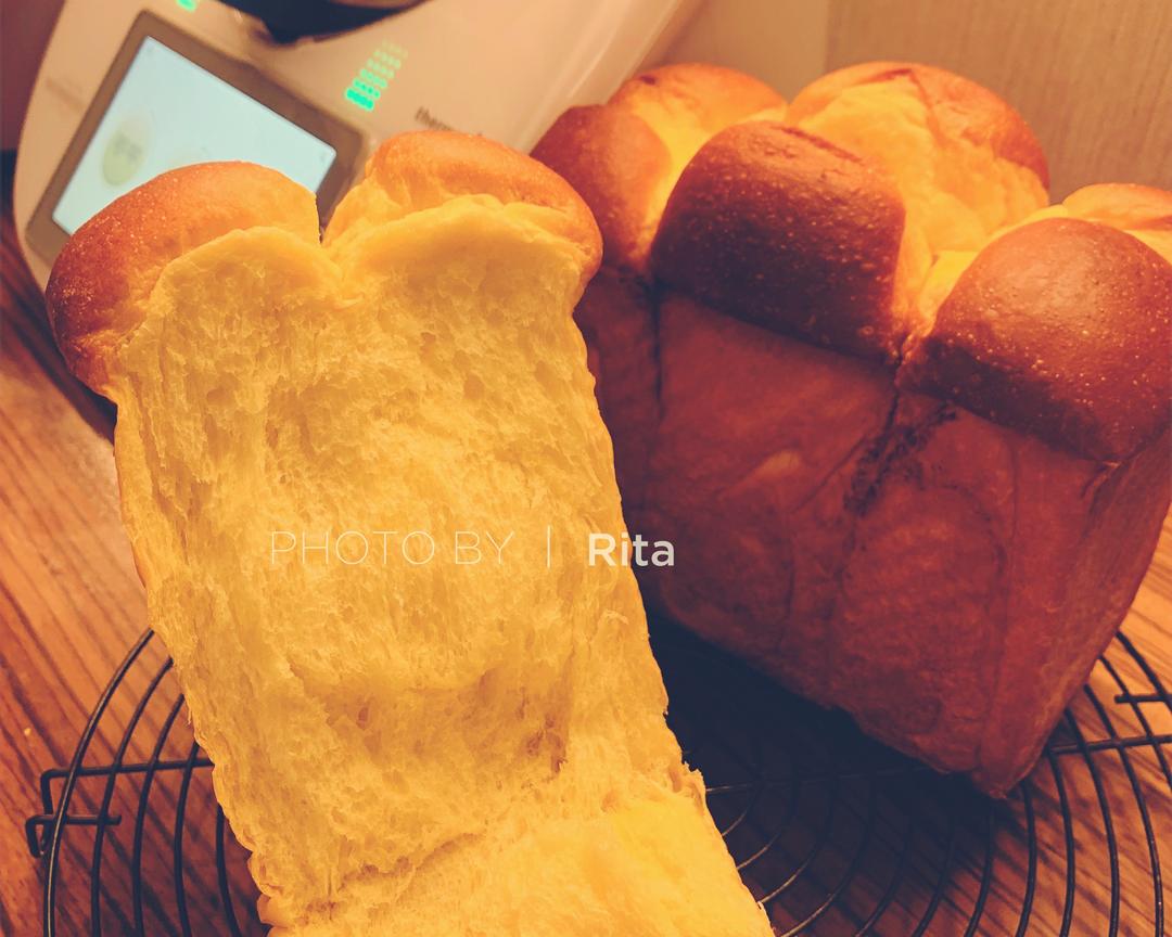 纯奶手撕吐司的做法 步骤1