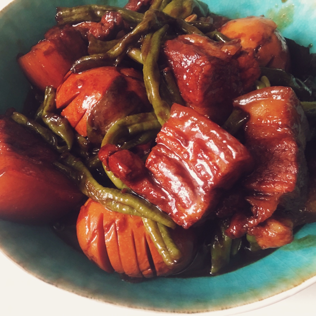 豆结卤蛋红烧肉