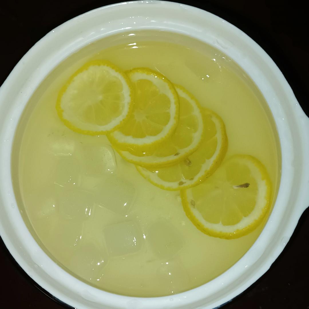 简易版柠檬水