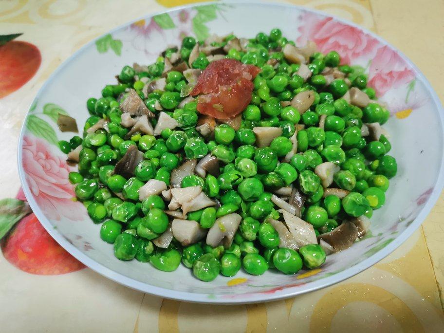 豌豆蘑菇小炒