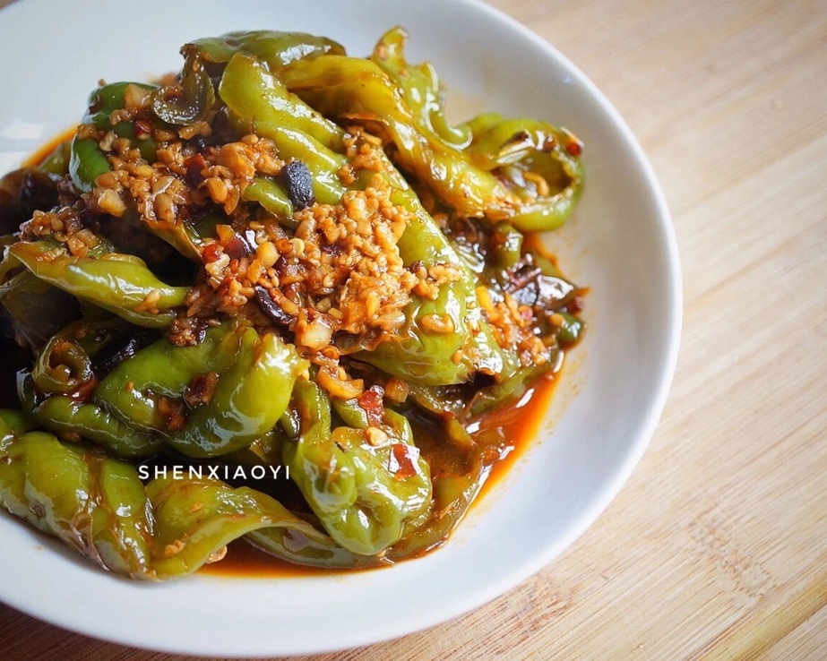 朱一龙直播推荐的虎皮青椒，想要做得比肉好吃，就得加这样很多人都不知道的调料