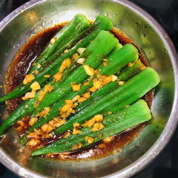 ‼️从此爱上秋葵‼️
白灼秋葵