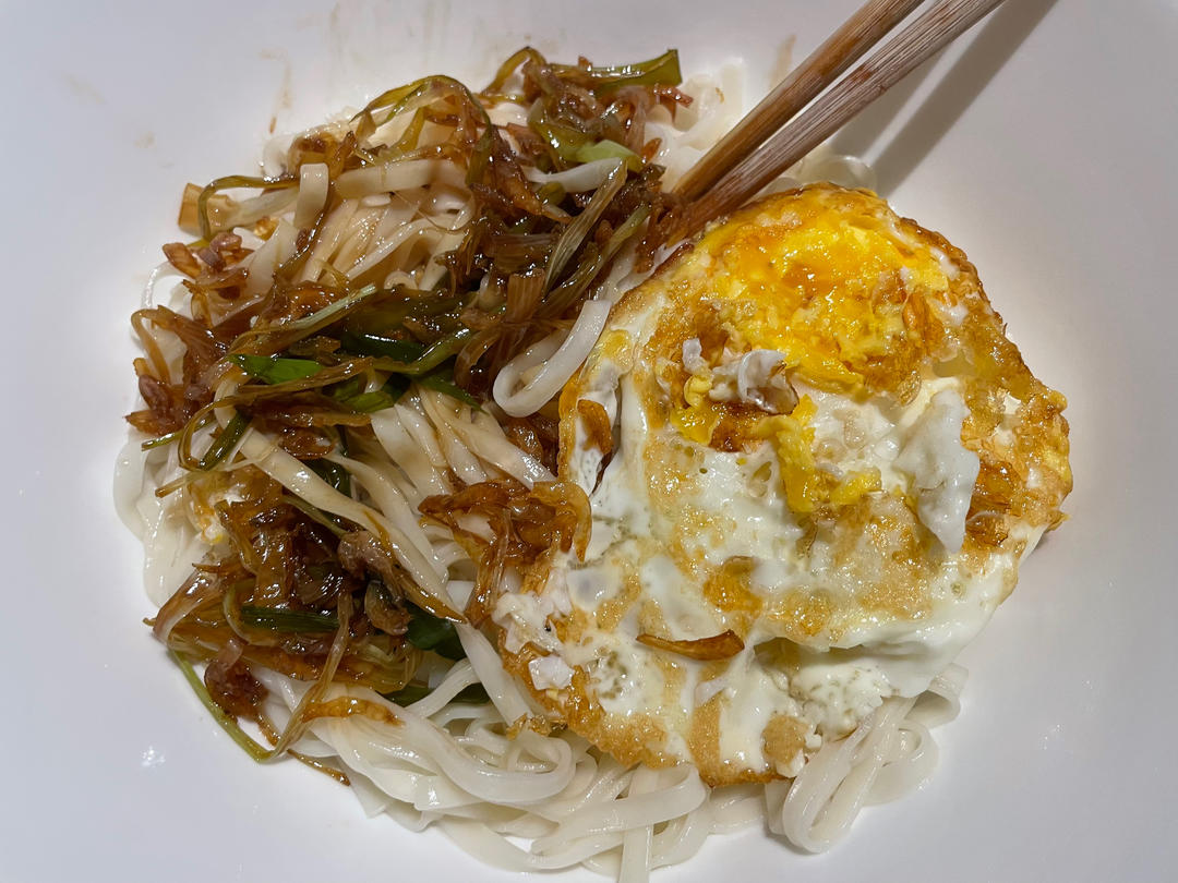 老上海本帮开洋葱油拌面｜太太乐鲜鸡汁食谱