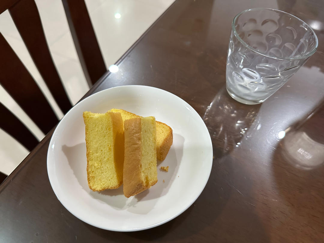 小美 海绵蛋糕