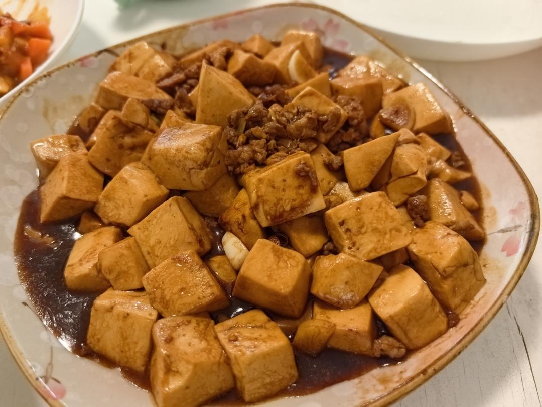 能消灭一锅米饭的红烧豆腐