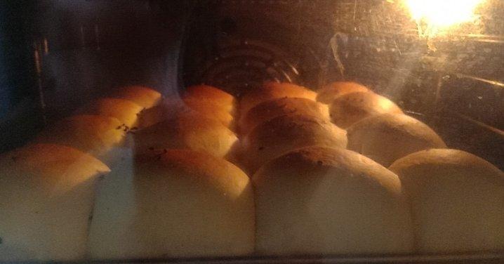 炼乳一发小餐包