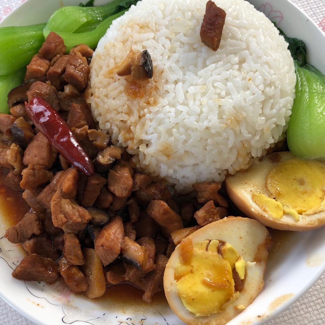 好吃到停不下来的卤肉饭