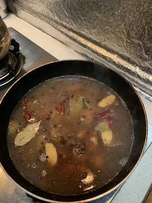 超好吃的排骨扁豆焖排骨的做法 步骤3
