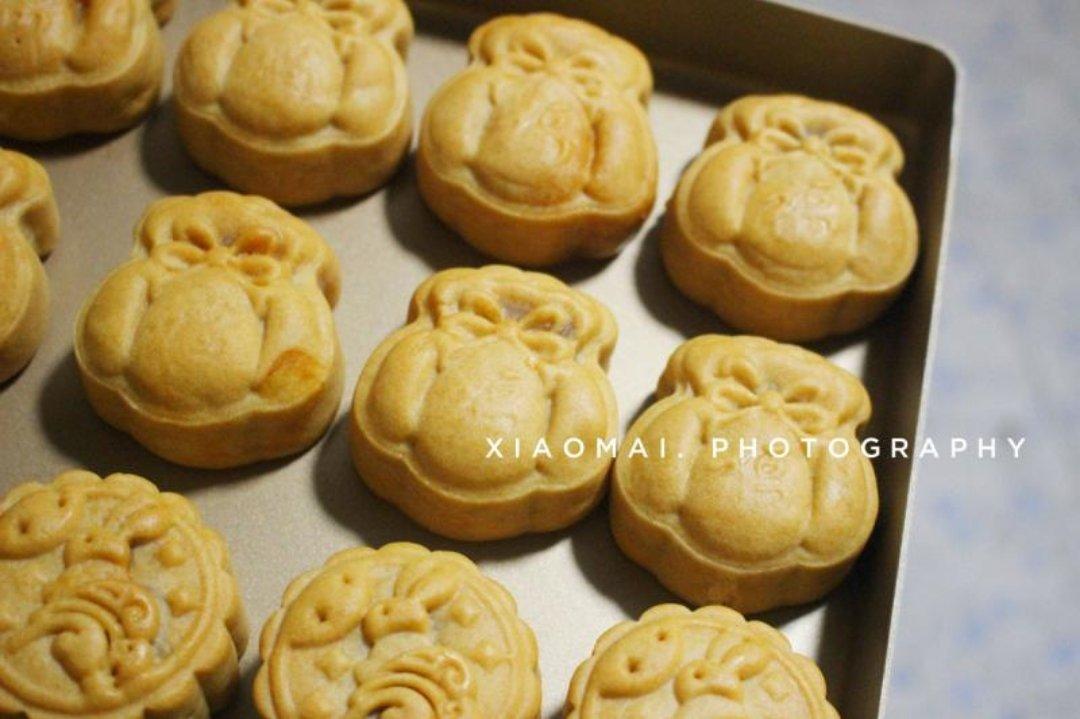 广式月饼—蛋黄莲蓉月饼