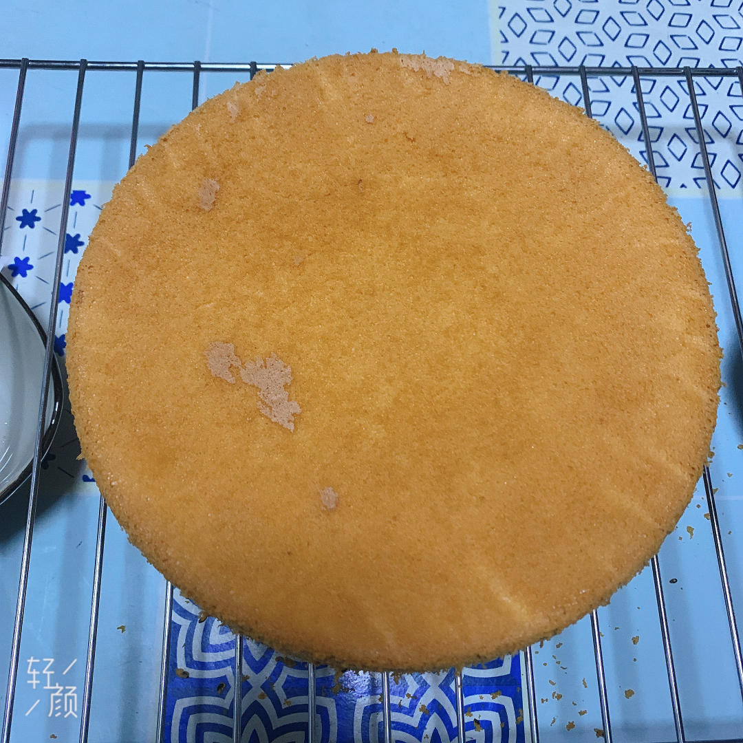 烤箱做蛋糕（戚风蛋糕的做法）