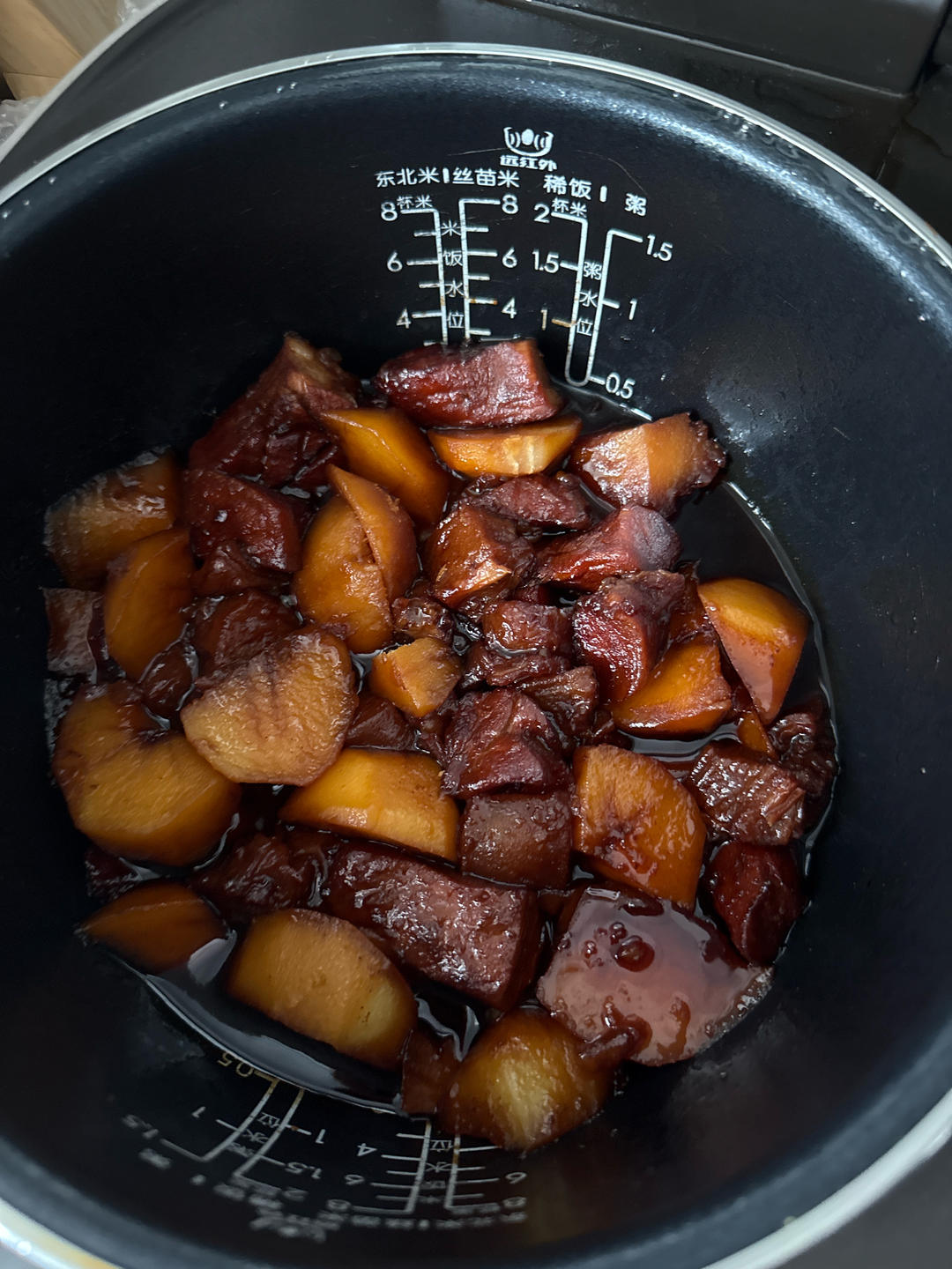 红烧肉炖土豆（丝毫不腻）