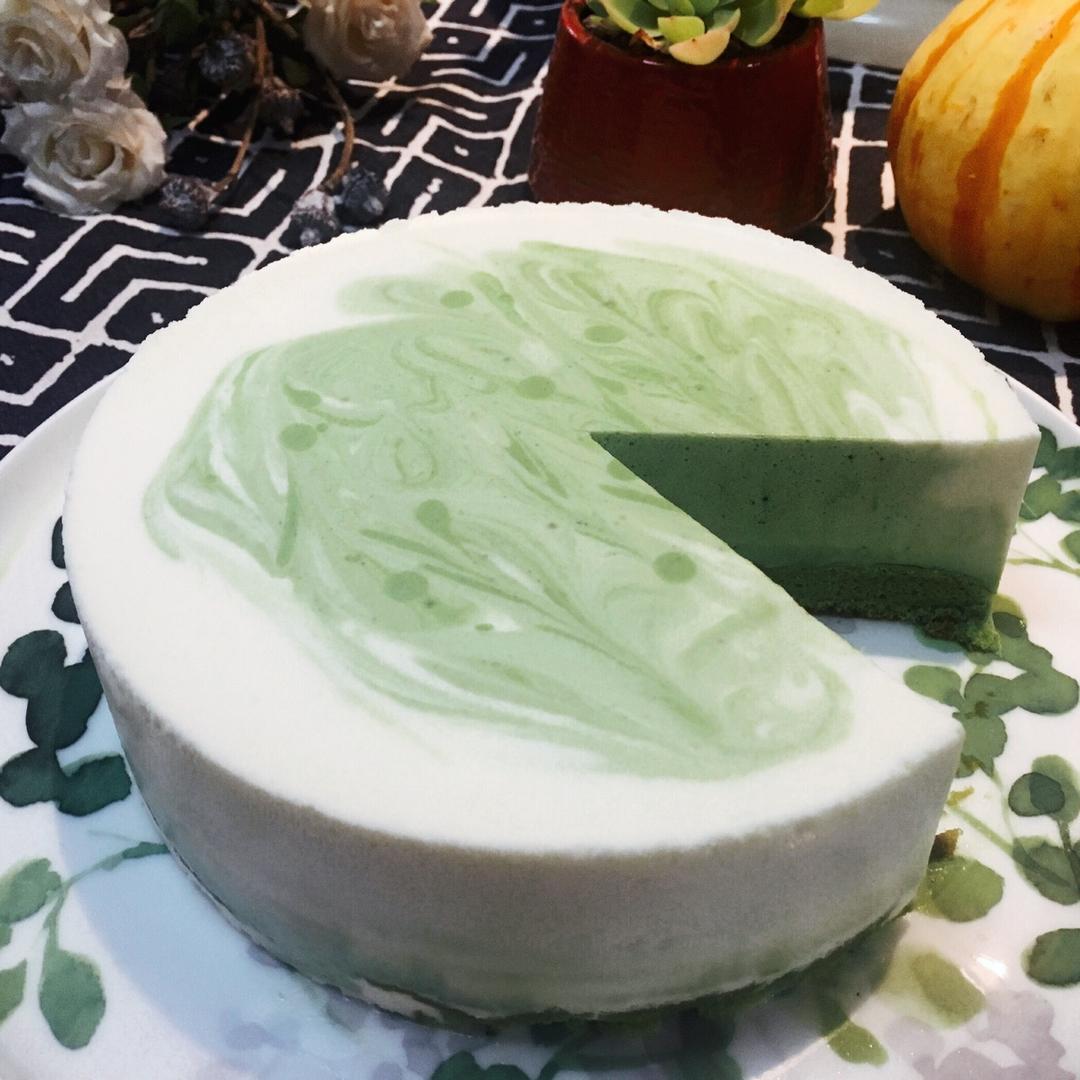 渐变抹茶慕斯蛋糕：我Amanda带着既美又作的抹茶甜点又来了！【曼食慢语】