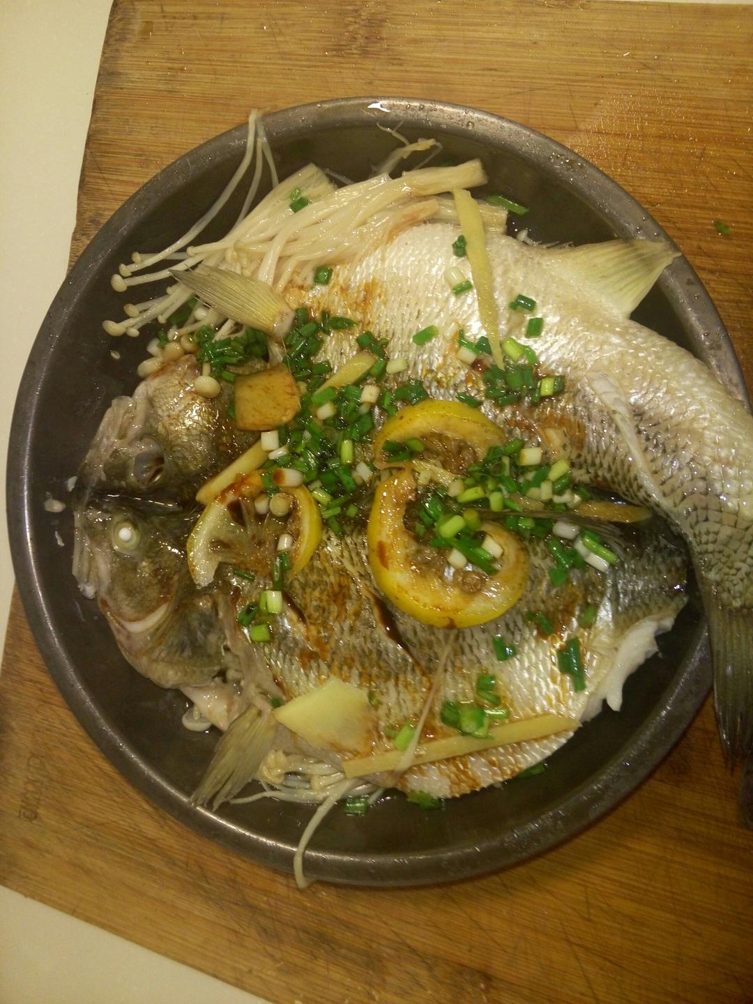 清蒸鲈鱼