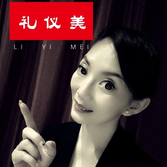 主持人许静