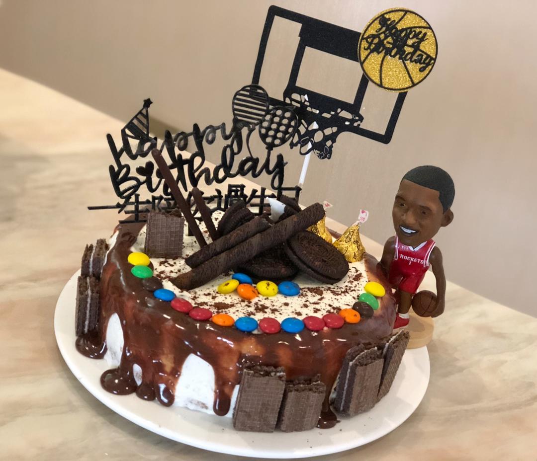 巧克力淋面蛋糕