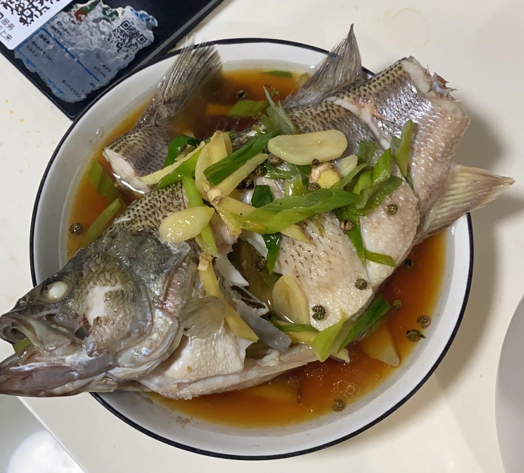 清蒸鲈鱼